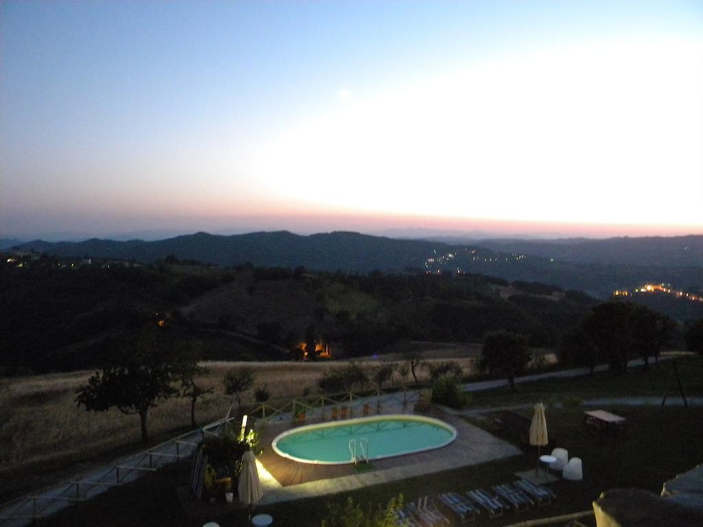 Agriturismo Borgo San Benedetto Villa Pietralunga  Esterno foto